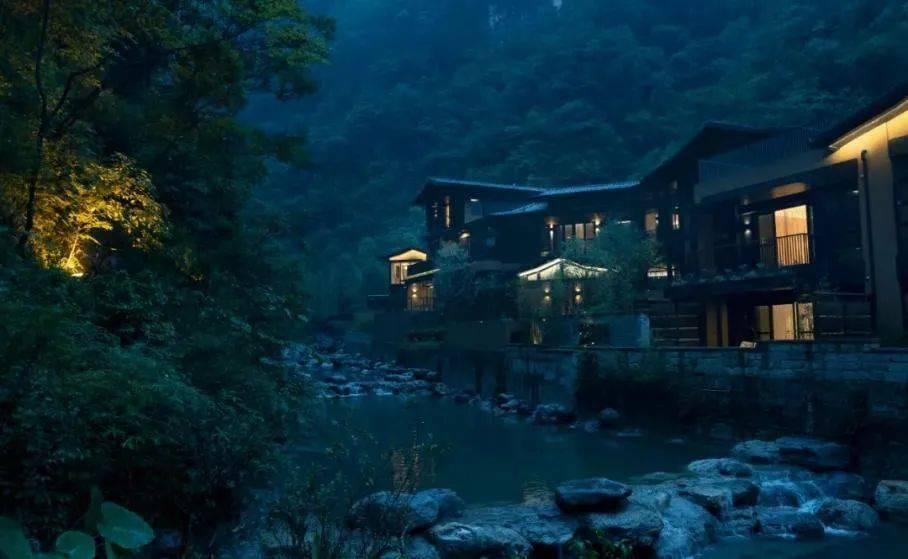 马齿苋新吃法，不用炒不凉拌，一次1大盆，上桌全家抢着吃游戏画面